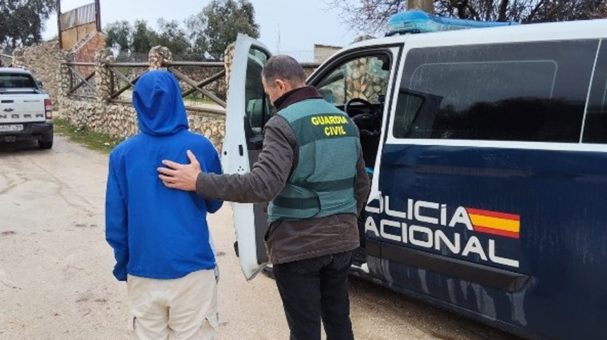 Desarticulación de un entramado de trabajadores irregulares en dos empresas de la Sierra Sur de Sevilla.