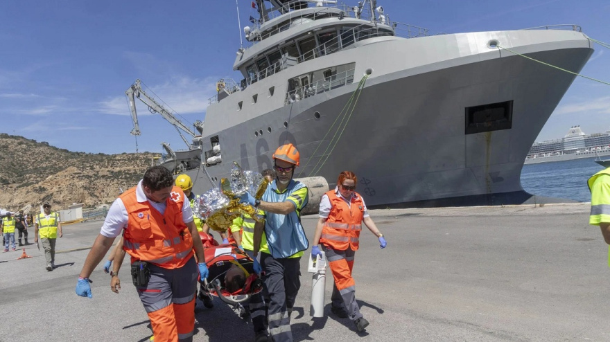 Alicante pone a prueba su respuesta ante una gran emergencia en el puerto