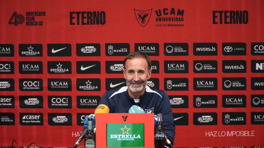 Sito Alonso zanja la polémica con el 'número 5'