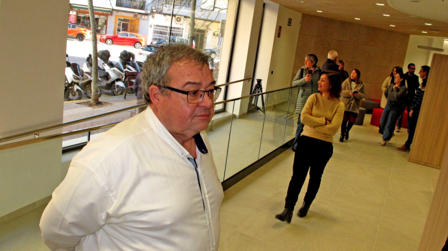 Paco Roselló en la presentación de la nueva oficina de tributos en Dénia