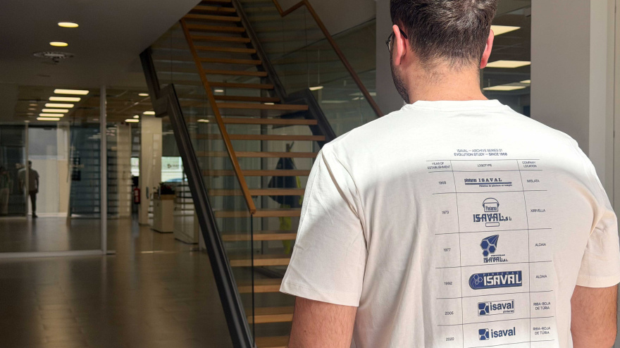 El anuncio coincide con el 20 aniversario de sus instalaciones en Ribarroja de Turia