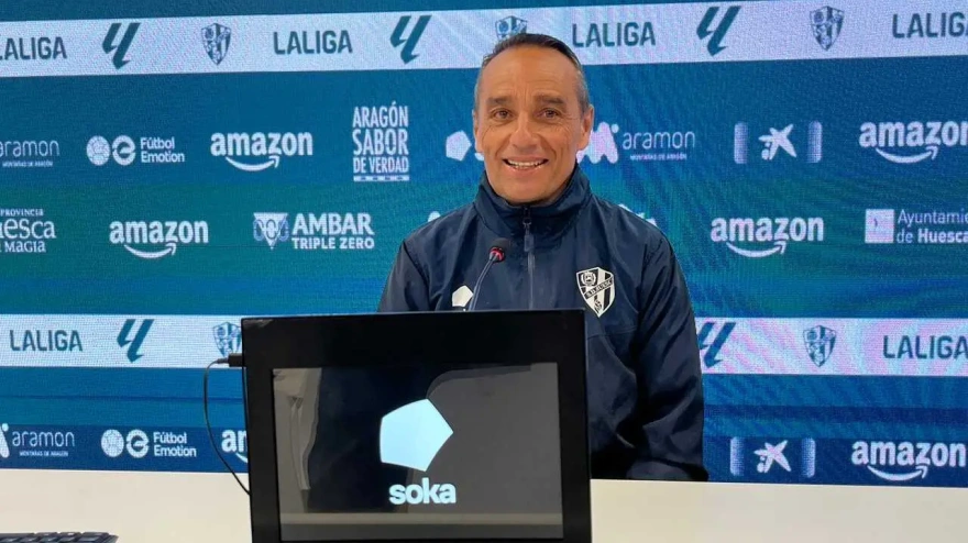 Oltra en sala de prensa