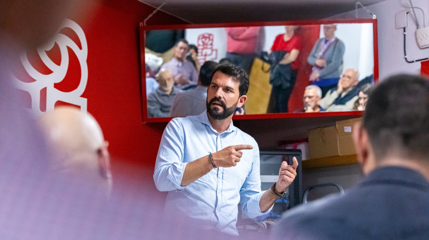 (Foto de ARCHIVO)El candidato a la Secretaría General del PSOE extremeño Álvaro Sánchez CotrinaREMITIDA / HANDOUT por CANDIDATURA DE ÁLVARO SÁNCHEZ COTRINAFotografía remitida a medios de comunicación exclusivamente para ilustrar la noticia a la que hace referencia la imagen, y citando la procedencia de la imagen en la firma25/3/2026