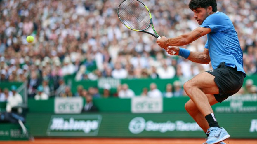 Carlos Alcaraz perdió ante Sinner el número 1 y la final de Montecarlo