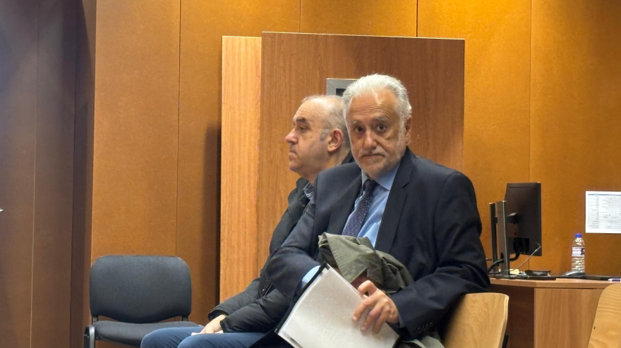 Manuel y Miguel Reija en el juicio por la primitiva millonaria de A Coruña
