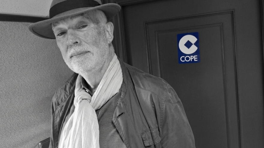 LAS DIVINAS PALABRAS DE ERNESTO MEDINA