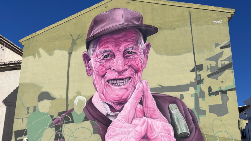 Salobreña se convierte en un gran museo al aire libre con la tercera edición de ARTEPEAZOS