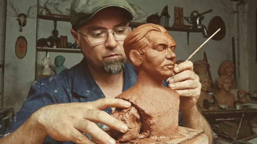 Alberto Ruiz de Mendoza, escultor en Logroño