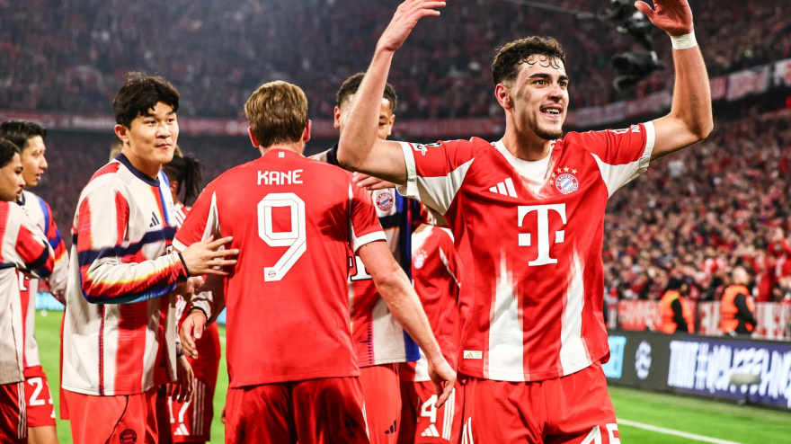 Los jugadores del Bayern celebran el 4-3 contra el Real Madrid