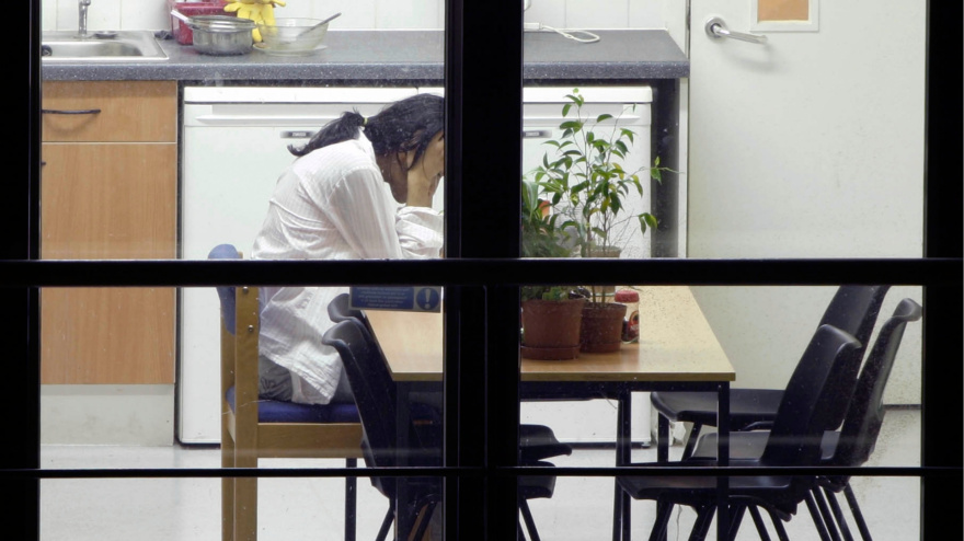 Imagen de recurso de una mujer con depresión