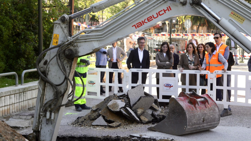 Las máquinas son visibles ya en el Parque del Tío Jorge de Zaragoza