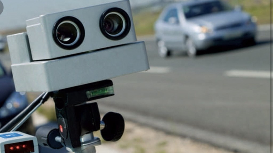 (Foto de ARCHIVO)Un radar de la Guardia Civil para controlar la velocidad en las carreterasREMITIDA / HANDOUT por DELEGACIÓN DEL GOBIERNO EN EXTREMADURAFotografía remitida a medios de comunicación exclusivamente para ilustrar la noticia a la que hace referencia la imagen, y citando la procedencia de la imagen en la firma04/8/2018