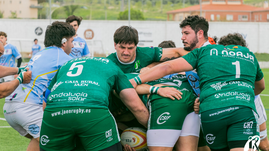 Jaén Rugby arrolla al CR Málaga y se afianza en la lucha por la permanencia