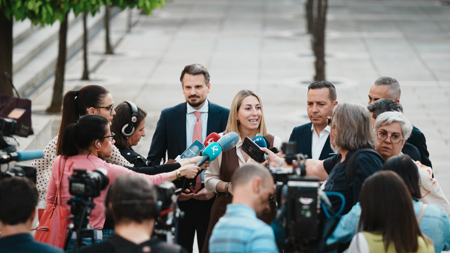 PP y Vox alcanzan un acuerdo para un Gobierno de coalición en Extremadura