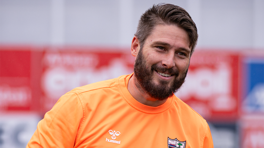 Jon Erice, entrenador del Arenas de Getxo, en un entrenamiento