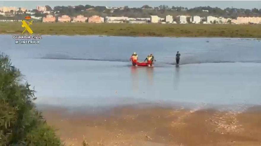 Efectivos de la Guardia Civil de Huelva en labores de búsqueda.