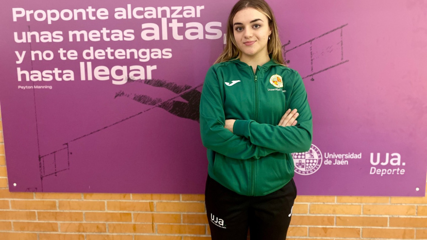 Elena Torres, la luchadora de la Universidad de Jaén que representará a España en el Mundial de Brasil