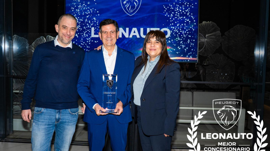 Quadis Leonauto mejor concesionario Peugeot en 2025