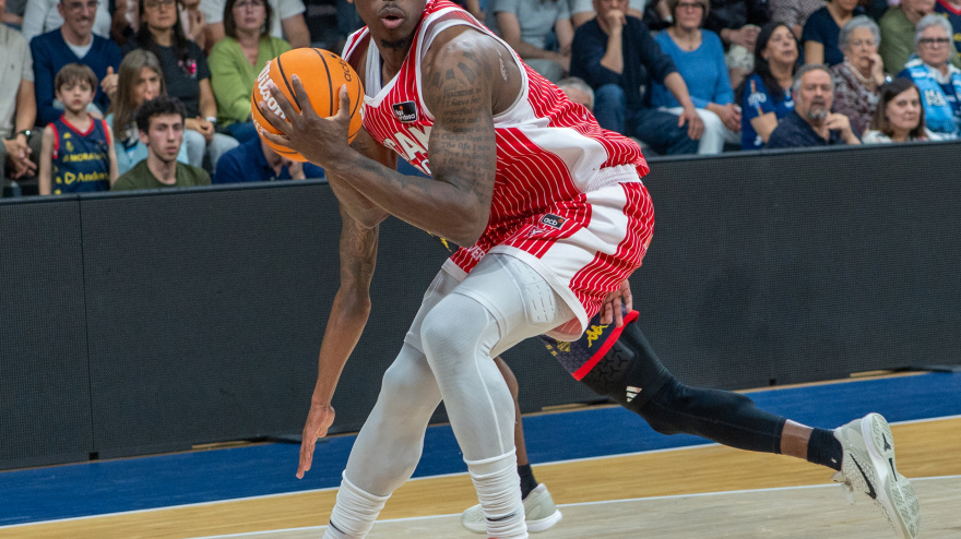 UCAM Murcia CB está a un triunfo de su clasificación para el play off por el título