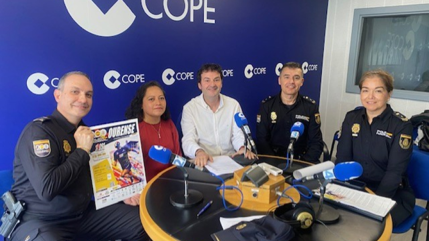 La Policía Nacional y la asociación Bicos de Papel en los estudios de COPE Ourense