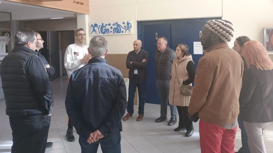 Cáritas ayuda a las personas migrantes en su proceso de regularización.