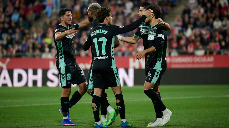 Spanish La Liga EA Sports soccer match between Girona FC and Real Betis at Estadi Municipal de Montilivi in Girona, Spain, on 21 April 2026Images will be for editorial use only. Only for free distribution, NOT FOR SALE. Mandatory credit: ©Real Betis Balonpie *** Local Caption *** Imagenes solo para uso editorial. Solo para distribucion gratuita. Prohibida su ventaLa única finalidad de reproducirlas, distribuirlas y/o comunicarlas públicamente por cualquier medio con carácter exclusivamente informativo y, en particular, como información gráfica sobre los partidos del campeonato nacional de liga profesional de primera división o segunda división