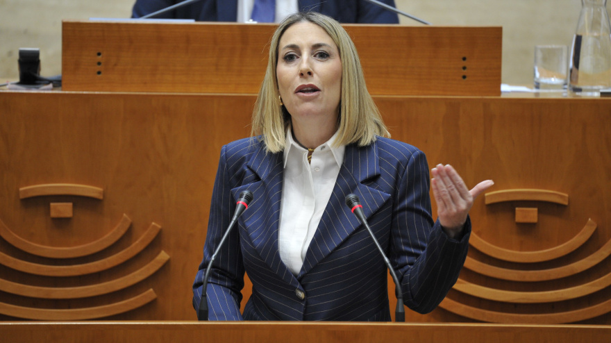 María Guardiola, este miércoles, en la Asamblea de Extremadura