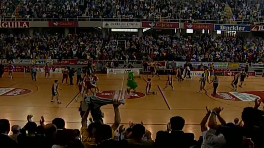 Cajasur celebra el pase ante Inca