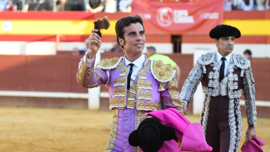 Alejandro Marcos, con la oreja cortada este pasado domingo en Valdilecha (Madrid)