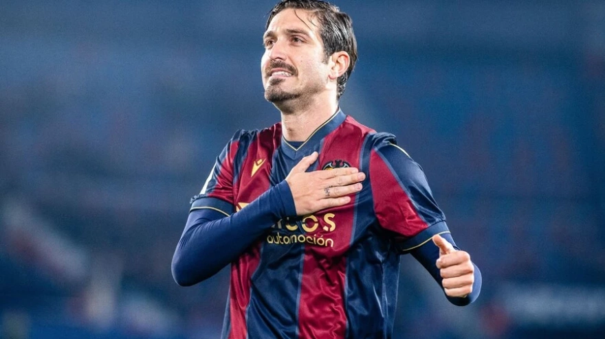 Campaña estuvo siete temporadas en el Levante UD