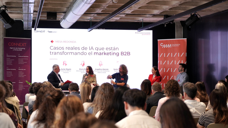 El 50% de encuestados indica la falta de diferenciación y autenticidad como los principales riesgos de utilizar la IA en el ámbito B2B