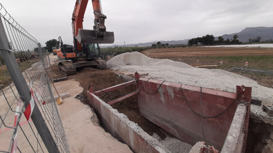 Imagen de las obras del colector sur de Lorca a su paso por la pedanía de Campillo