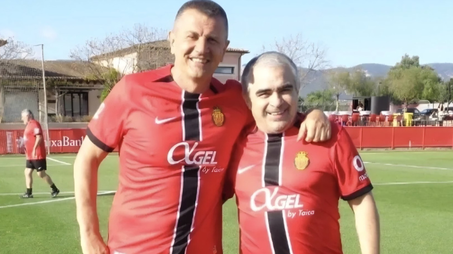 Jovan Stankovic y Ariel Ibagaza