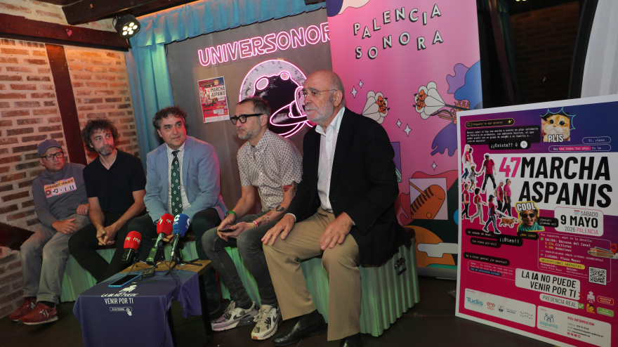 Presentación de la  47º Marcha Aspanis, en la imagen  el gerente de Aspanis, Antonio Javier Mota(C); el presidente de Aspanis , José Luis Cabeza(D); y los oranizadores del festival  Palencia Sonora, David Garcia(I), Juan Cruz Pascual(2I)y David Frechilla(2D)