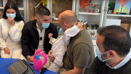 Ilia Topuria y Juanma Castaño, en el Hospital La Paz