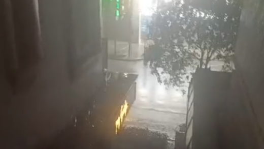 Un vecino de Málaga graba la intensa lluvia