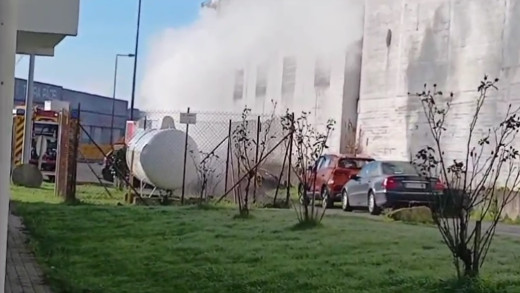 Incendio en la terminal de mercancías de Lugo