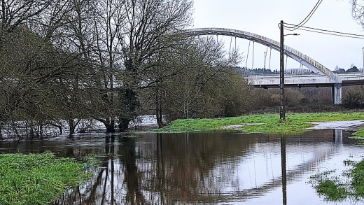 El local vecinal de San Lázaro de A Ponte, sin acceso