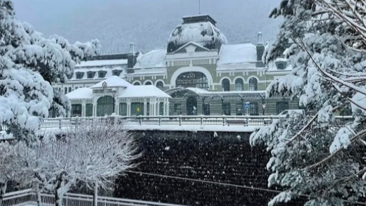 La nieve ha dejado estampas preciosas en Canfranc