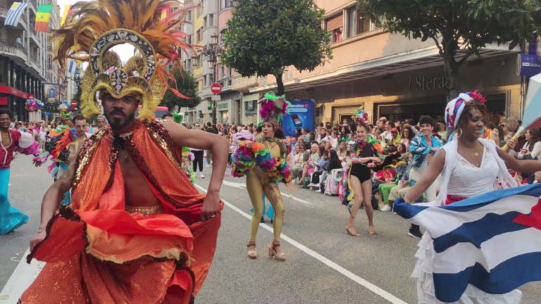 Desfile del Día de América en Asturias