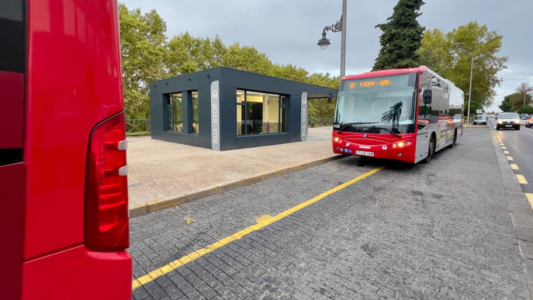 Nueva parada autobuses Paseo de Roma en Mérida