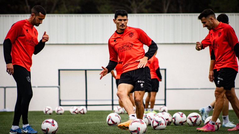 El Huesca prepara el derbi aragonés del sábado