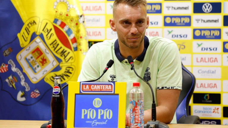 Jasper Cillessen en rueda de Prensa