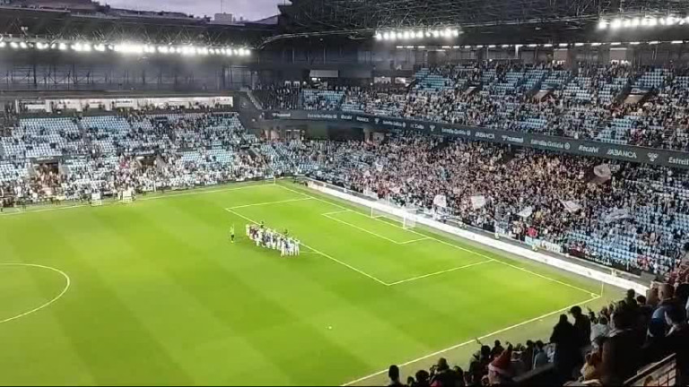 Celebración del equipo en Balaidos tras ganar a la Real