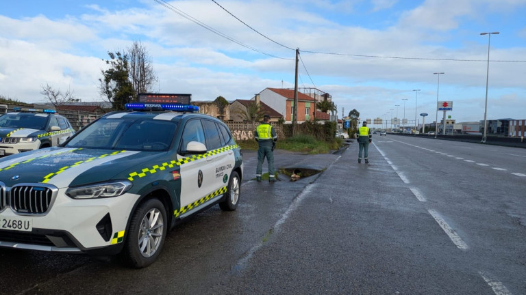 Control de la Guardia Civil en la AS-II