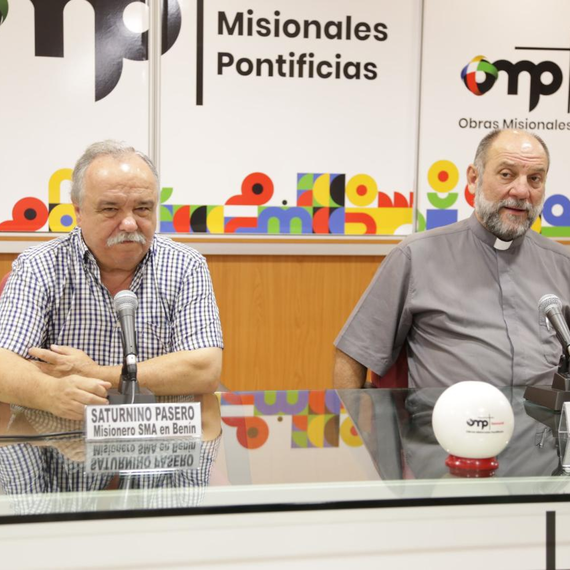 Portada de El espejo