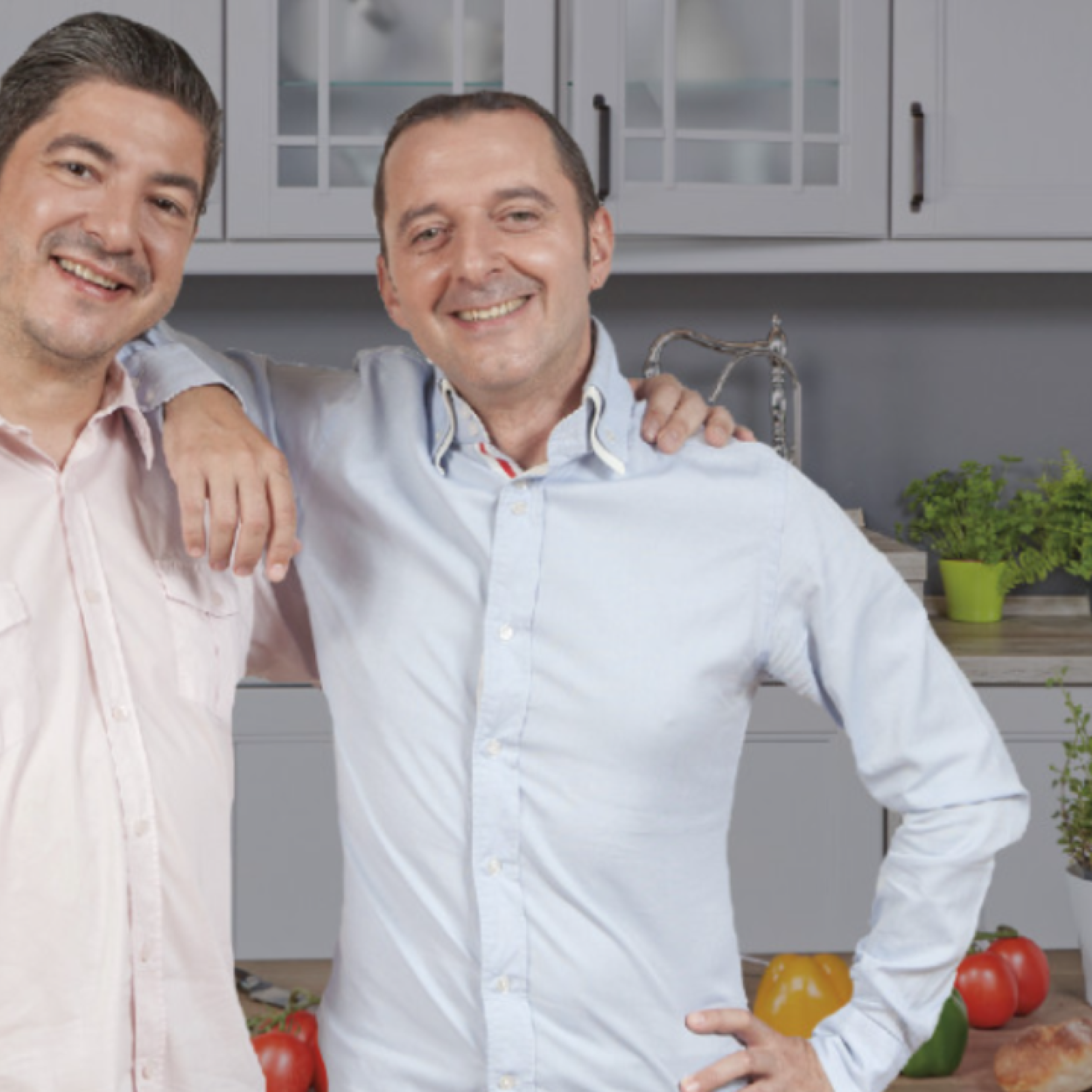 Oído Cocina: los 'Bomberos Cocineros', 'Cocina o Barbarie', las Bodegas Menade y la gastronomía de las plantas