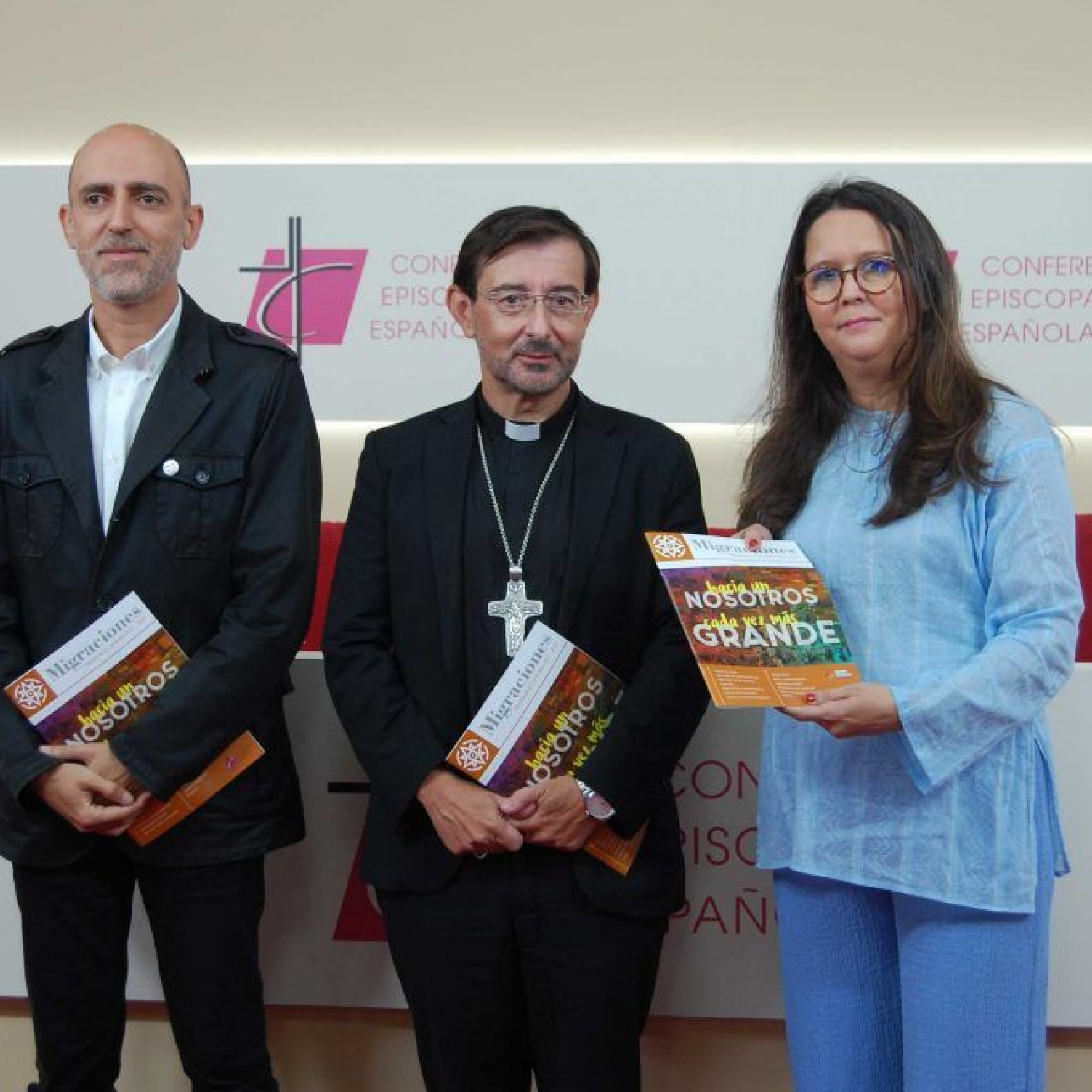 Portada de A Grandes Trazos