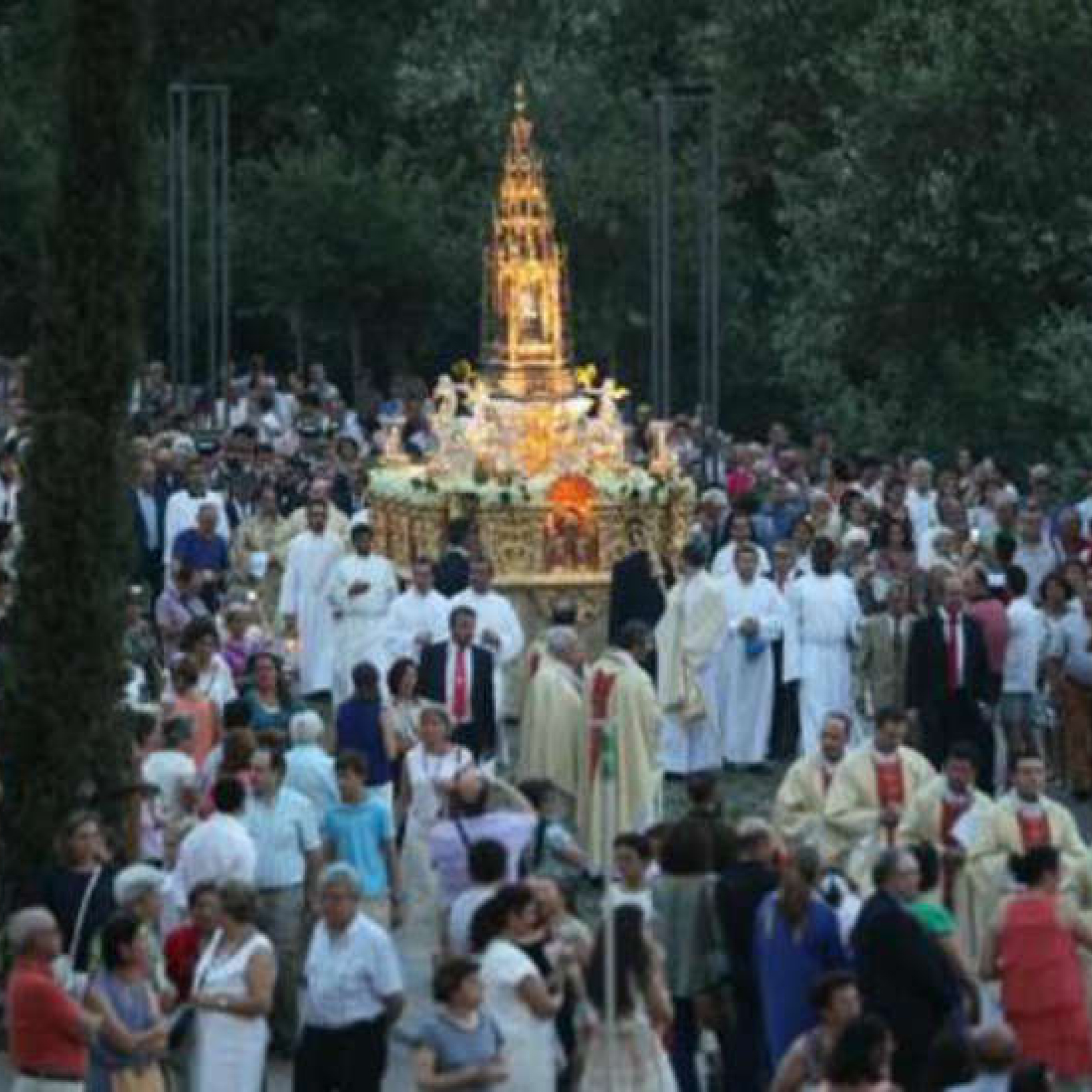 Portada de Iglesia Noticia