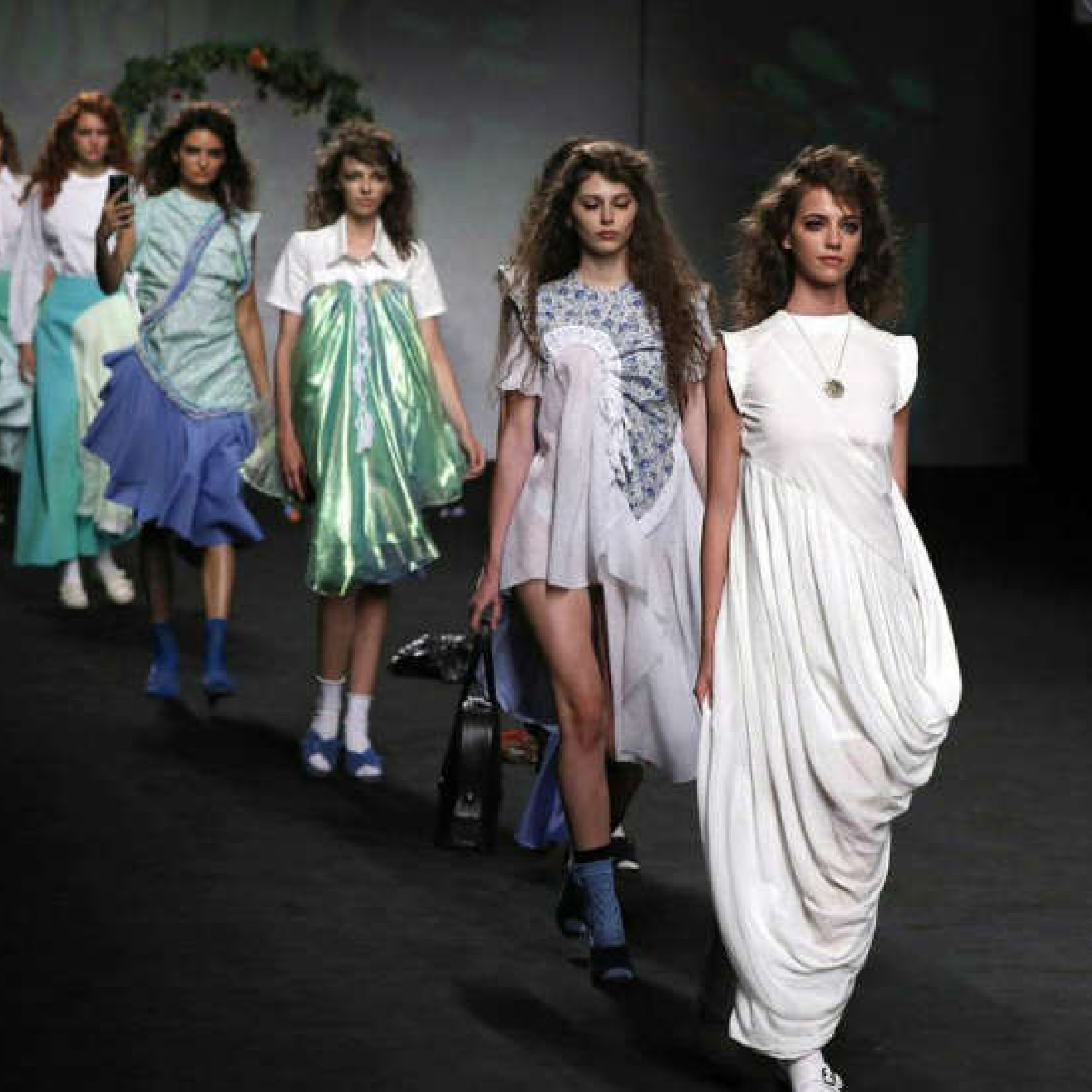 Robber Rodríguez, el talento revelación de la moda, manchas de la piel o Esther Cañadas en Vogue, en COPE Cool episode artwork